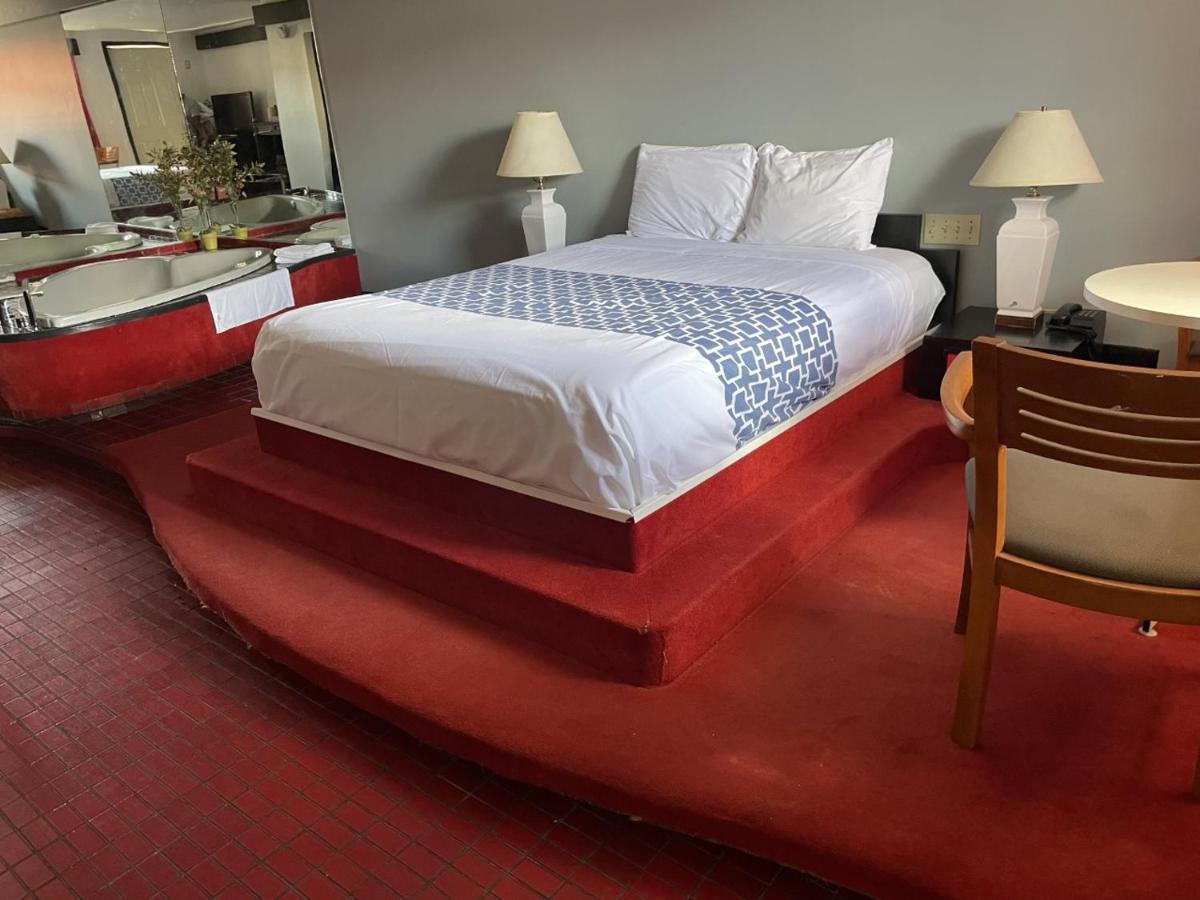 อีโคโน ลอดจ์ ควิเบก ซิตี้ อีสต์ Hotel ควิเบกซิตี้ ภายนอก รูปภาพ