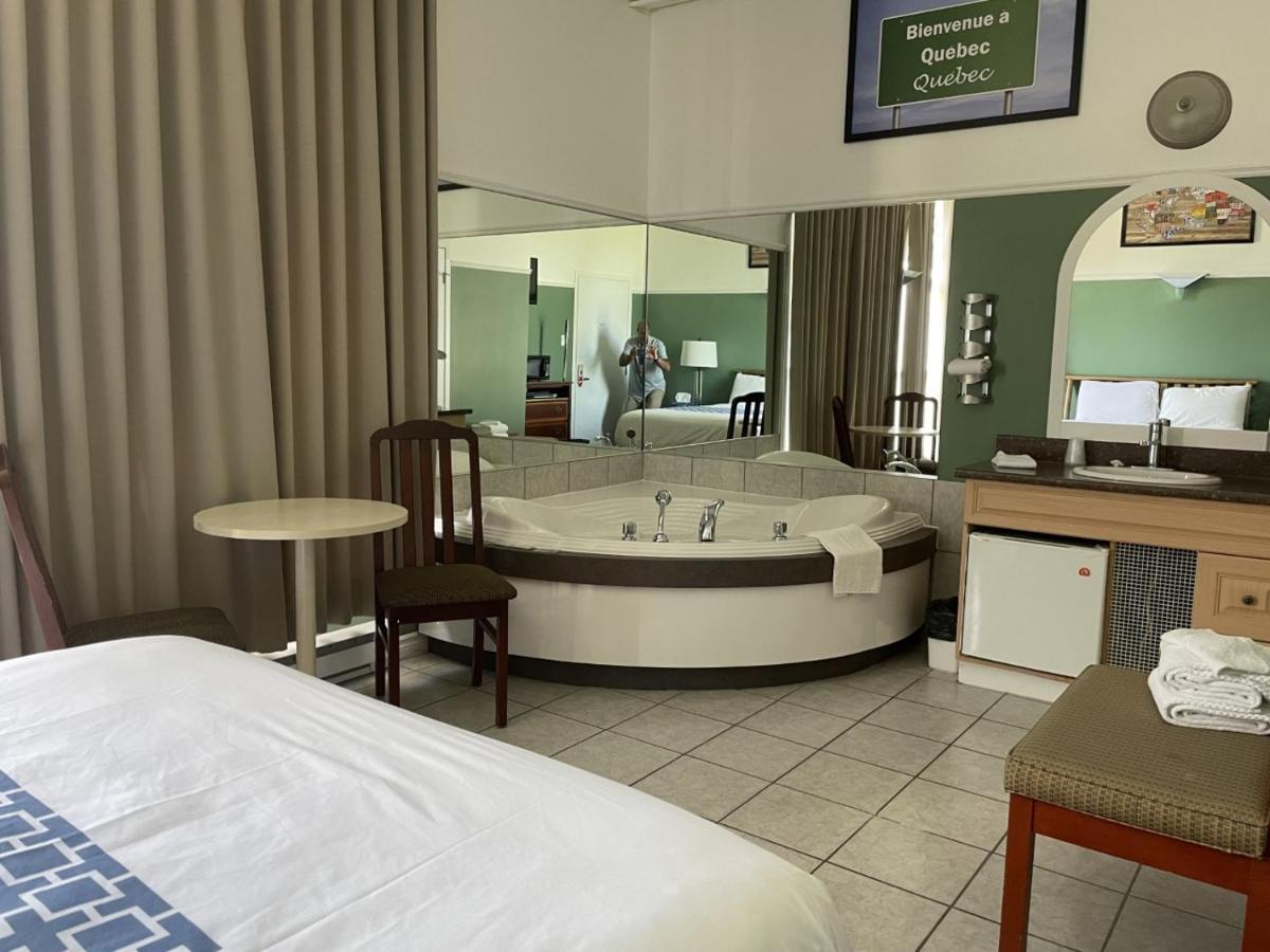 อีโคโน ลอดจ์ ควิเบก ซิตี้ อีสต์ Hotel ควิเบกซิตี้ ภายนอก รูปภาพ